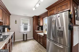 22 S 4th St, Denver, PA 17517 - Photo 15
