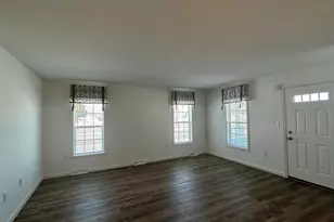 432 Eastwood Ln, Lancaster, PA 17601 - Photo 3