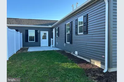 433 Eastwood Lane, Lancaster, PA 17601 - Photo 3