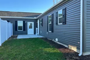 433 Eastwood Ln, Lancaster, PA 17601 - Photo 3