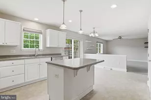 608 Redwood Dr, Lancaster, PA 17602 - Photo 17