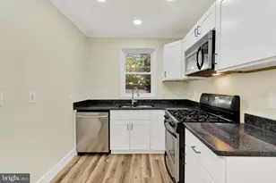 115 College Ave, Mountville, PA 17554 - Photo 7