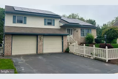 205 Roosevelt Circle, Ephrata, PA 17522 - Photo 1