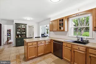 237 Delp Rd, Lancaster, PA 17601 - Photo 13