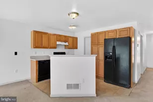 53 Chickadee Cir, Leola, PA 17540 - Photo 3