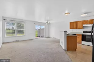 53 Chickadee Cir, Leola, PA 17540 - Photo 7