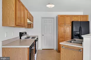 53 Chickadee Cir, Leola, PA 17540 - Photo 3