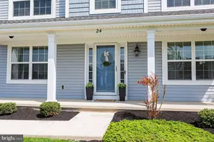 24 Amber Ln, Ephrata, PA 17522 - Photo 5