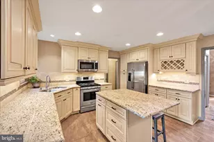 23 Greenbrier Ln, Willow Street, PA 17584 - Photo 17