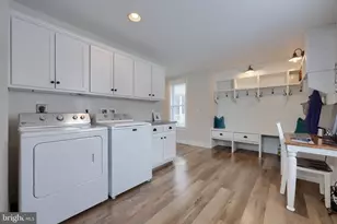 1971 New St, East Petersburg, PA 17520 - Photo 15