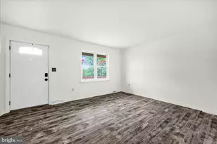 101 Foxchase Dr, Elizabethtown, PA 17022 - Photo 7