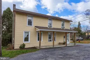 920 Chestnut St, Akron, PA 17501 - Photo 3