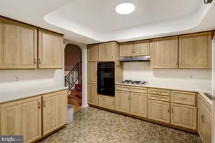 1907 Robindale Ave, Lancaster, PA 17601 - Photo 5