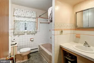 1907 Robindale Ave, Lancaster, PA 17601 - Photo 17