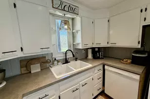 990 S Ridge Rd, Denver, PA 17517 - Photo 5