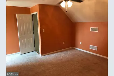 270 Locust Street #5, New Holland, PA 17557 - Photo 11