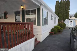 2 Log Ln, East Earl, PA 17519 - Photo 3
