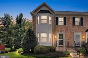 339 Cobblestone Ln, Lancaster, PA 17601 - Photo 3