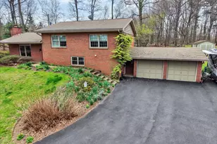 250 Clearfield Rd, New Providence, PA 17560 - Photo 1