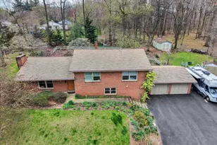 250 Clearfield Rd, New Providence, PA 17560 - Photo 3