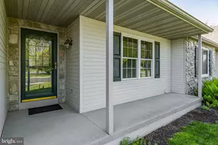12 Pebble Creek Dr, Lititz, PA 17543 - Photo 3