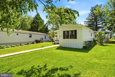 704 Fallon Drive, Lancaster, PA 17601 - Photo 3