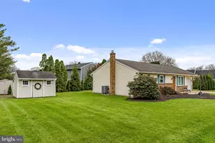 305 Partridge Dr, Lititz, PA 17543 - Photo 37