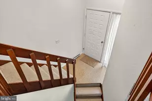 3807 Hillcrest Dr, Columbia, PA 17512 - Photo 5