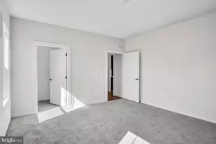 109 Village Dr, Millersville, PA 17551 - Photo 7