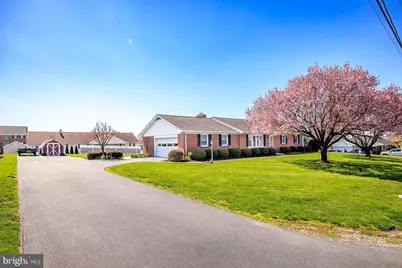 480 N Railroad Avenue, New Holland, PA 17557 - Photo 1