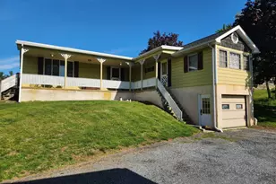 1692 Gish Rd, Manheim, PA 17545 - Photo 7