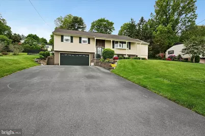 230 Edgewood Drive, New Holland, PA 17557 - Photo 5