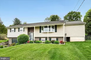 230 Edgewood Dr, New Holland, PA 17557 - Photo 7