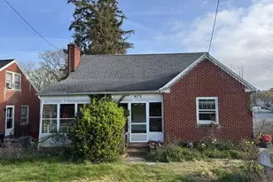 973 Elm Ave, Lancaster, PA 17603 - Photo 1