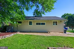 404 E New St, Mountville, PA 17554 - Photo 7