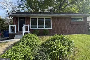 404 E New St, Mountville, PA 17554 - Photo 1
