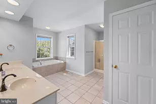 271 Squire Ln, Lititz, PA 17543 - Photo 17