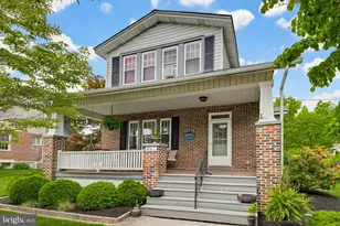 951 Locust St, Columbia, PA 17512 - Photo 1