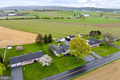 193 S Shirk Road, New Holland, PA 17557 - Photo 5