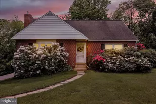 36 Peacock Dr, Lancaster, PA 17601 - Photo 3