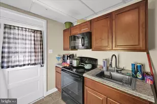 142 S Poplar St, Elizabethtown, PA 17022 - Photo 17