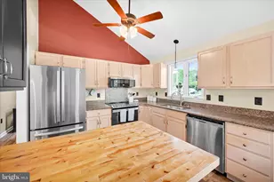 302 Grant St, Reinholds, PA 17569 - Photo 13