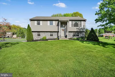 302 Grant Street, Reinholds, PA 17569 - Photo 3