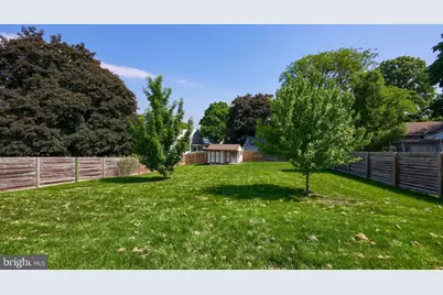 415 W End Avenue, Akron, PA 17501 - Photo 55