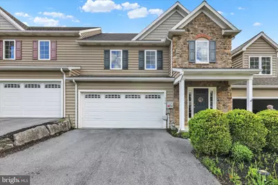 330 Wendover Way, Lancaster, PA 17603 - Photo 1