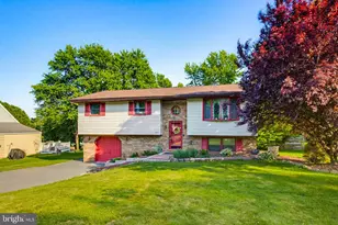 2637 Hemlock Dr, Columbia, PA 17512 - Photo 3