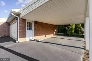 205 Jennifer Ln, Ephrata, PA 17522 - Photo 7