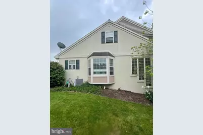 629 Royal View Drive, Lancaster, PA 17601 - Photo 3