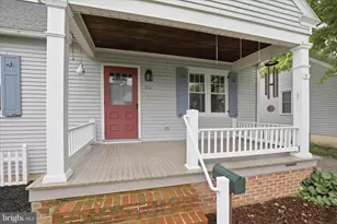 233 E Ferdinand St, Manheim, PA 17545 - Photo 3