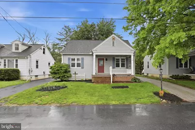 233 E Ferdinand Street, Manheim, PA 17545 - Photo 1